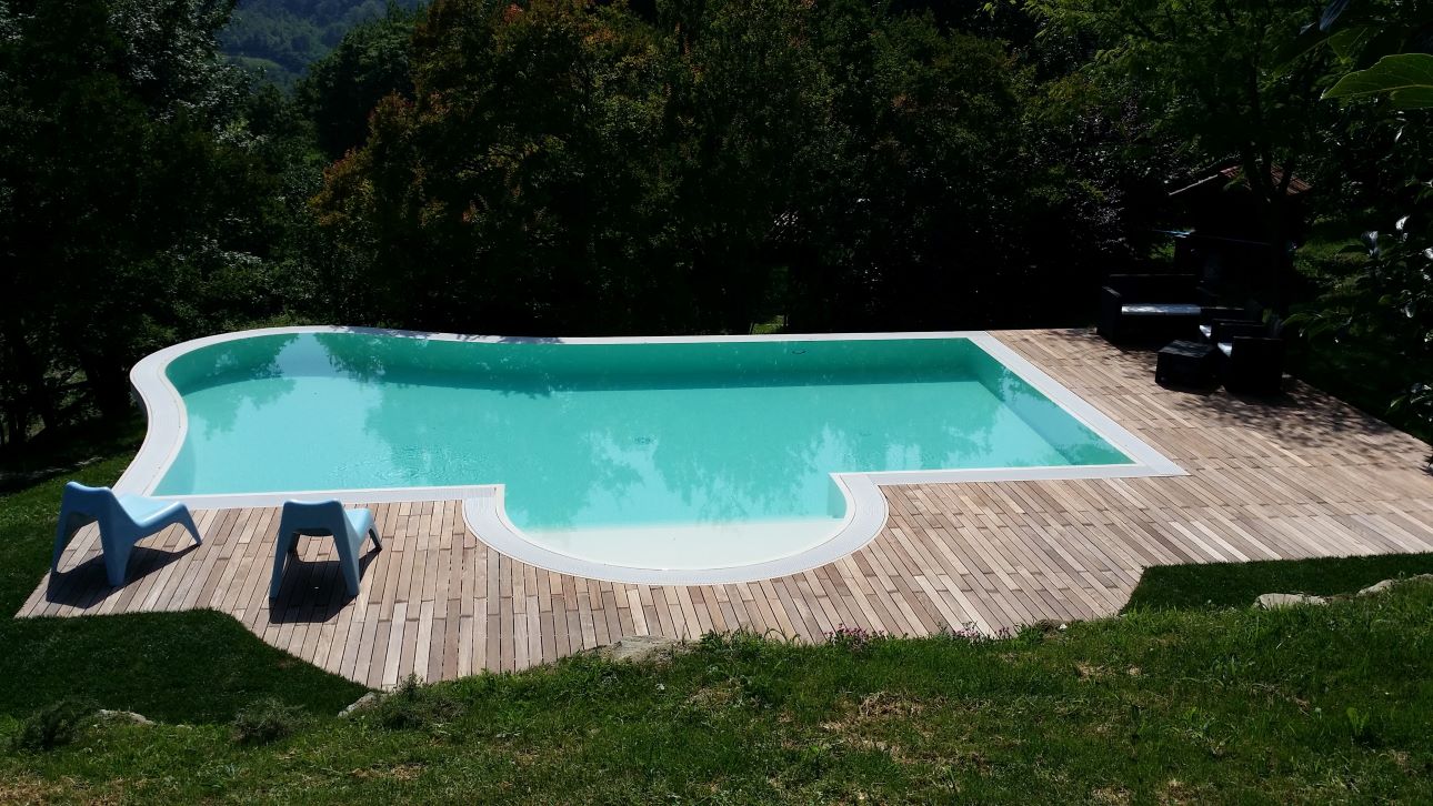 consigli per prolungare uso piscina in autunno